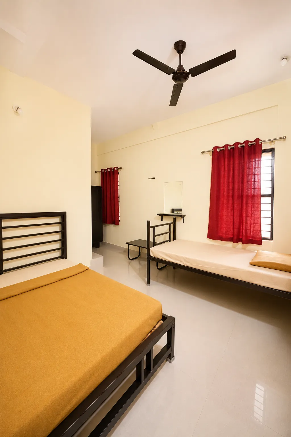 3 sharing room